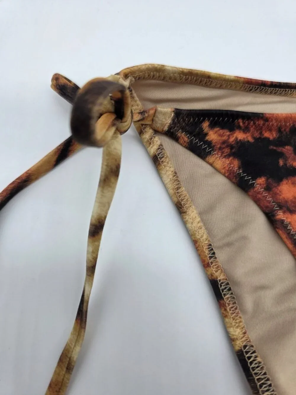 Shade & Shore Womens String Bikini Bottom Size Large Tiger Stripes Swimsuit Swim